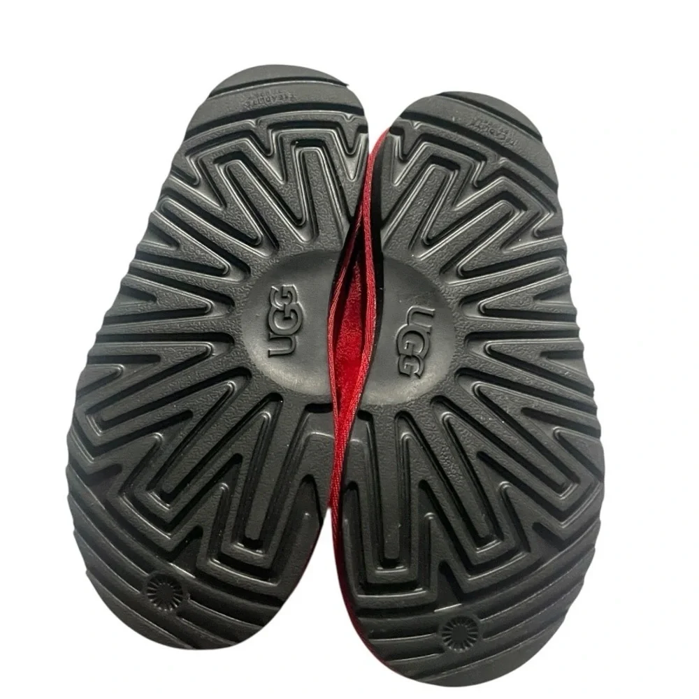 NEW UGG Kids Tasman II Slippers Size 12